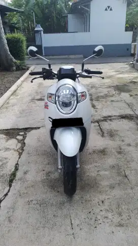 DIJUAL SCOOPY 2019