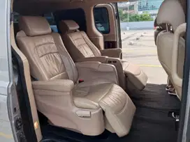 Hyundai H-1 Royale H1 2015 bensin AT captain seat