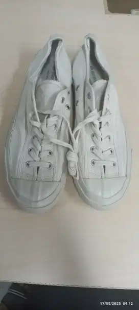 Sepatu casual moonstar original