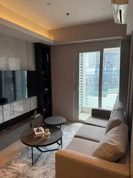 DISEWAKAN APARTEMEN MEWAH ONE ICON TIPE 2BR FURNISHED SIAP HUNI