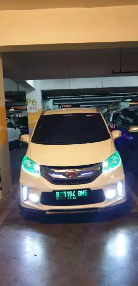 Honda freed psd 1.5 AT TAHUN 2014/2015 Last Edition putih