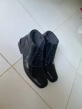Dijual Sepatu Dinas Pantofel Formal TNI POLRI dan lainnya, LIKE NEW