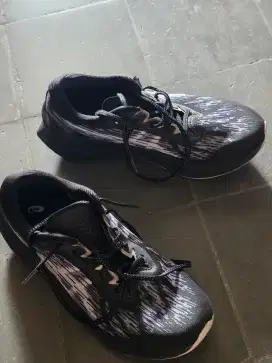 Asics Novablats 3 Black/White
