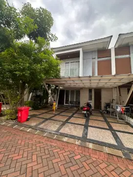 Rumah 2 Lantai Puri Riviera at Metland Cipondoh Full Furnished