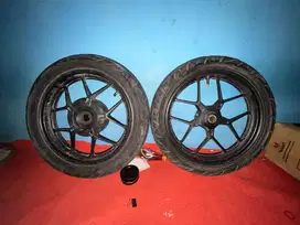 Velg Vario + Ban Komplit 1 Set