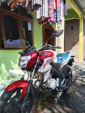 Sepeda Motor Vixion 2013