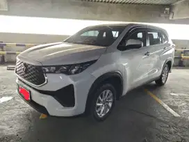 Toyota Kijang Inova 2.0 Zenix G CVT Automatic