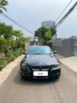 BMW E90 320I LCI I Drive 2012 last edition