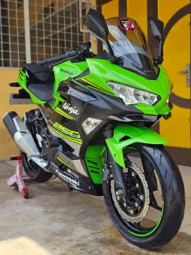 Kawasaki Ninja250 / Ninja 250 FI 2018 SE KRT, Green Tech Kawasaki.