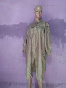Atasan atau dress wanita