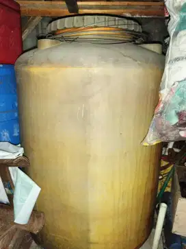 Toren Merk Excel Bekas 500 ltr