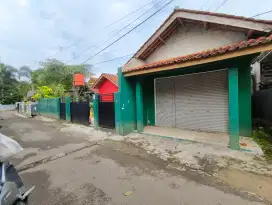 DI JUAL Rumah Kontrakan Kosan sebanyak 9 Pintu dan 1 Ruko