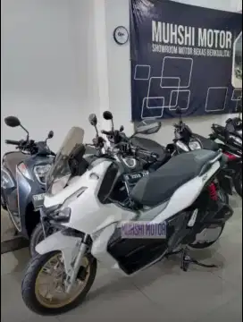 ADV KEYLESS ABS TAHUN 2021, SEPERTI BARU KM 18RB,MUHSHI MOTOR