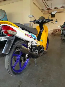 Yamaha F1ZR 2002