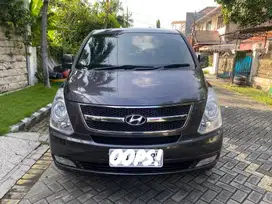 Hyundai H1 2.4 matic 12seat 2008