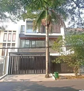 DIJUAL : RUMAH MEWAH 3 Lantai di Citra Garden 2 Ext Boulevard-Jak Bar