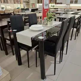 MEJA MAKAN KACA 1JT AN TERMURAH