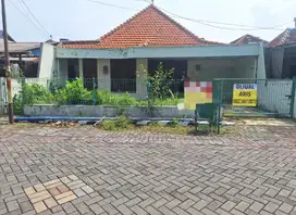 ( COCOK BUAT KOS ) RUMAH LAMA DI JL WIROTO KROBOKAN SEMARANG