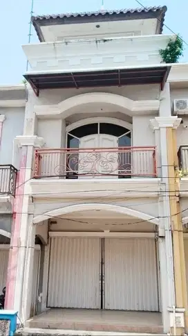 RUKO SIAP PAKAI DI KOMPLEK NGALIYAN SQUARE SEMARANG BARAT