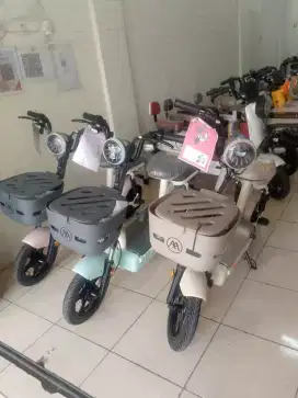 sepedalistrik aima mini simpel keren