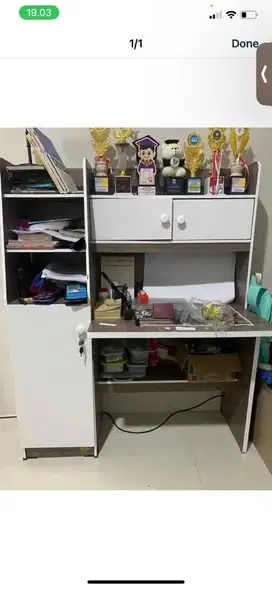 Meja belajar anak