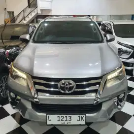 Toyota Fortuner 2.7 SRZ Bensin Matic 2017

KM 50 Rb an