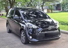 Toyota Sienta V 2017