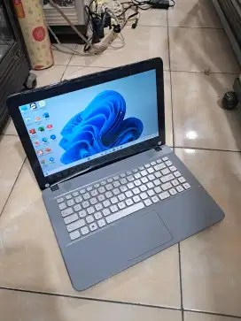 Laptop asus x441u vga 2gb