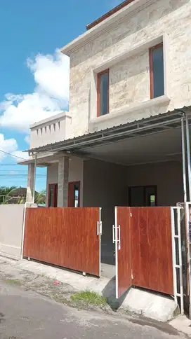 Rumah 2 Lantai Di Kawasan Dalung Kaje Badung Bali