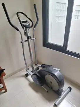 Cross trainer Aibi EL995