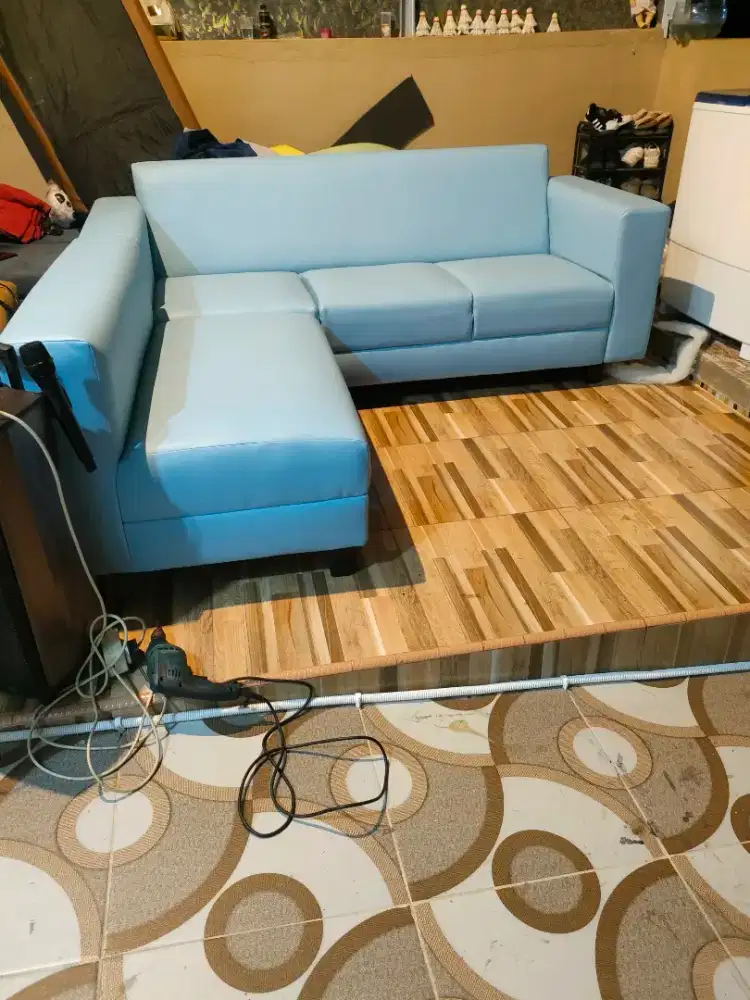 Reparasi sofa dan costume