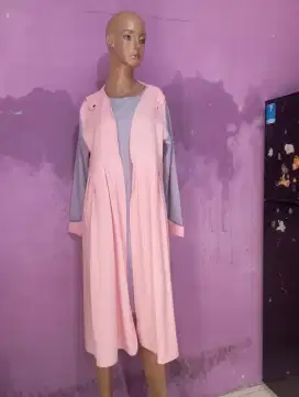 Atasan model tunik