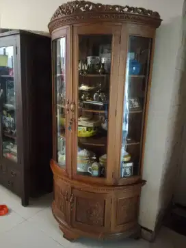Lemari hias 4 kaca lengkung full Jati.