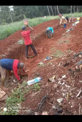 Gali manual dan alat berat