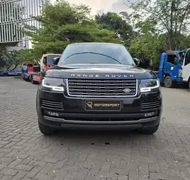 TDP: 100JT Range Rover Vogue 2013 Autobiography low km Land rover