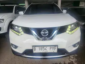 Nissan X-Trail 2015 Bensin