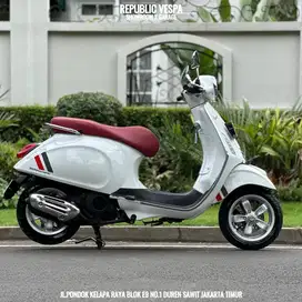 Piaggio Vespa PRIMAVERA 150 IGET Th 2018 WARNA PUTIH PERFECT CONDITION