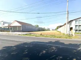 Kavling dalam kompleks cluster tepi jalan raya solo baru