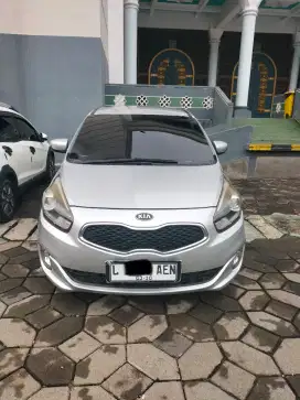 KIA Carens Lx D Cvvt
