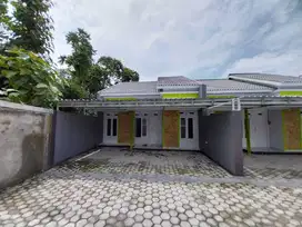DIJUAL RUMAH SIAP HUNI LAHAN LUAS DI JOGJA BARAT DEKAT KE PASAR GODEAN