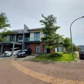 Di jual Rumah di Kamandaka Kota Baru Parahyangan, Mewah 2 Lantai