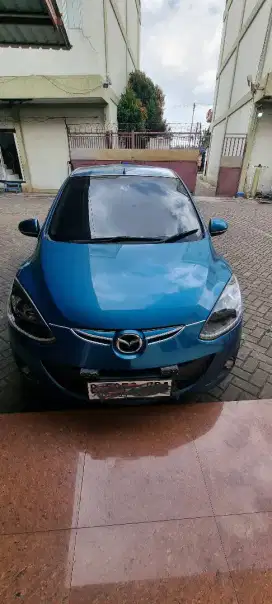 Mazda 2012 matic bagus terawat