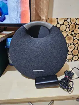 Harman kardon onyx studio 5