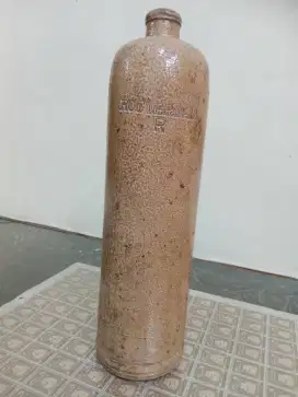 Botol keramik kuno ROTTERDAM