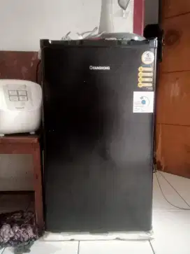 kulkas Changhong 100L 1 pintu kecil