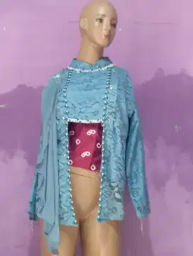Kebaya brukat slendang