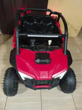 Mobil aki remot