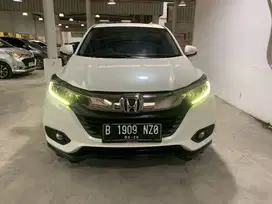 Honda HRV E AT 2021 Putih PREMIUM B1909NZO