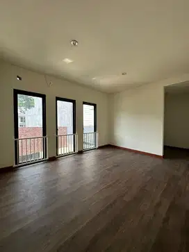 New Minimalis Rumah Royal Residence Luar Cluster, Surabaya