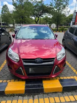 Ford focus 2014 tipe tertinggi siap diajak nongkrong